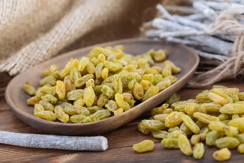 تصویر 2 از کشمش سبز فله اقتصادی و به‌ صرفه